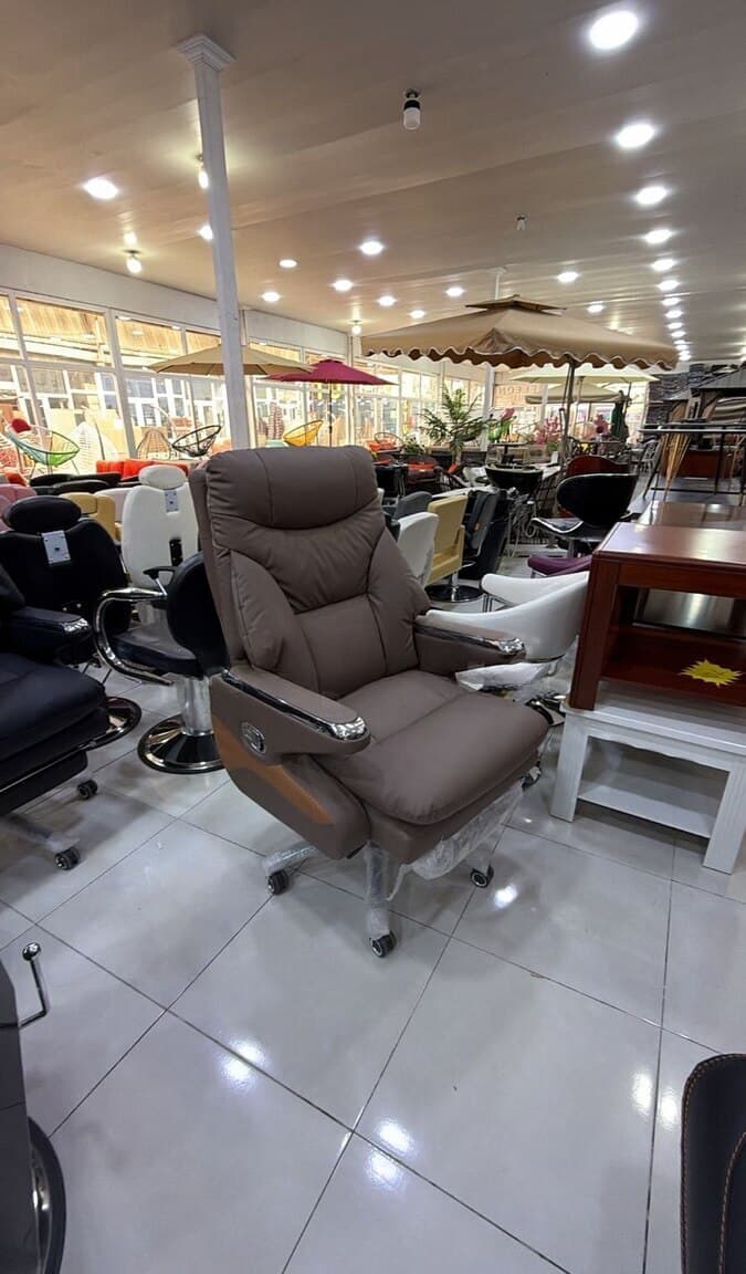 Qarışıq rəng, Ofis üçün kreslo