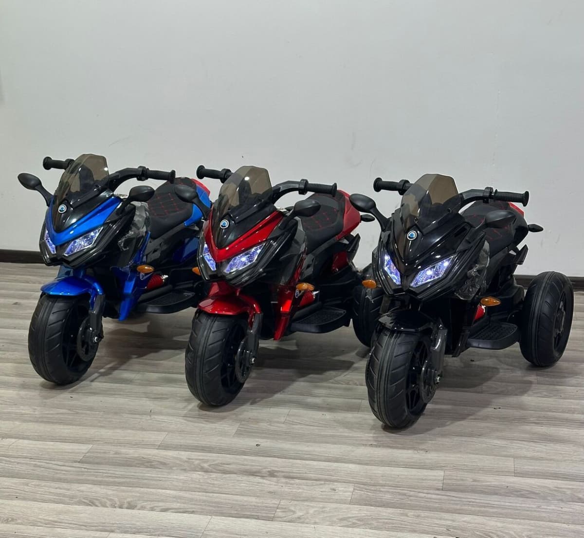 Uşaq elektrik motosikleti 3 təkərli