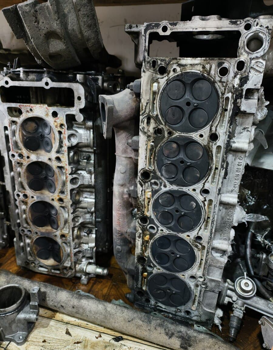 Mühərrik başlığı Mercedes benzin və dizel