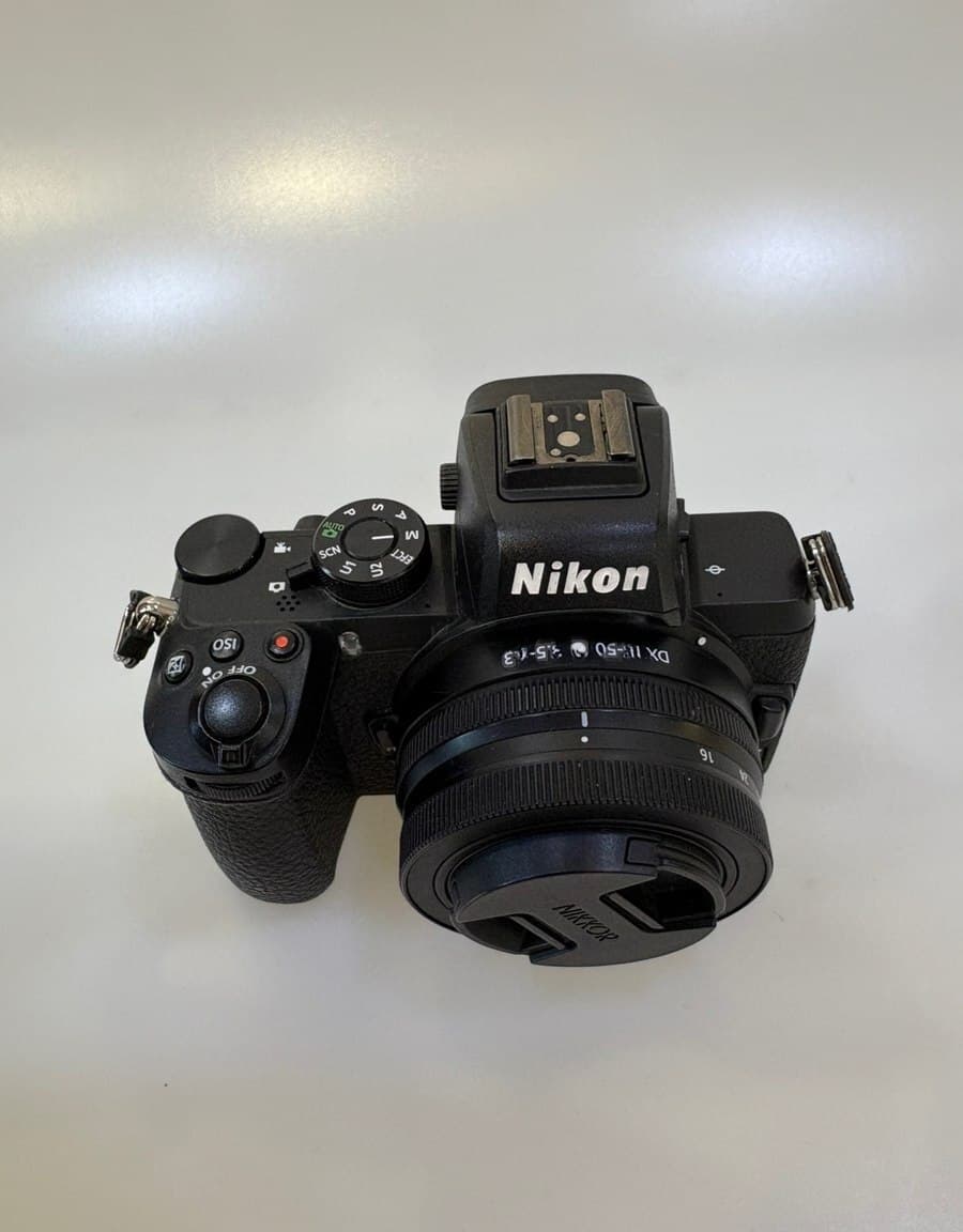 Fotoaparat Nikon Z50 kit lens ilə