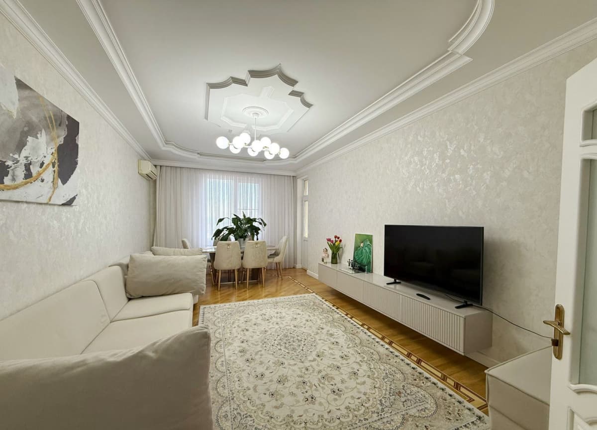 3 otaqlı mənzil 129 m² satılır