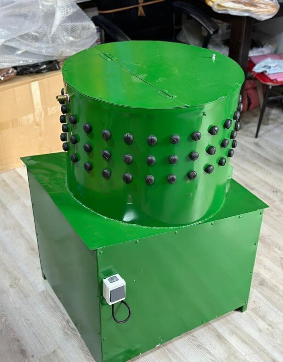 Toyuq yolan aparat, İran istehsalı