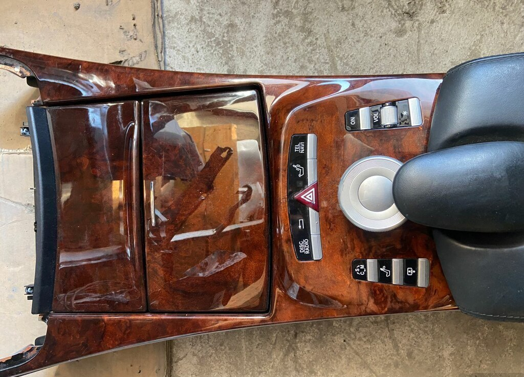 Qolaltı Mercedes W204 — şəkil 8