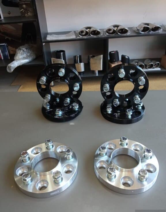 BMW F10 üçün 1.5 sm-lik Speyser