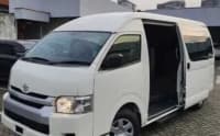 Mikroavtobus icarəsi Toyota HiAce 2015 — şəkil 4
