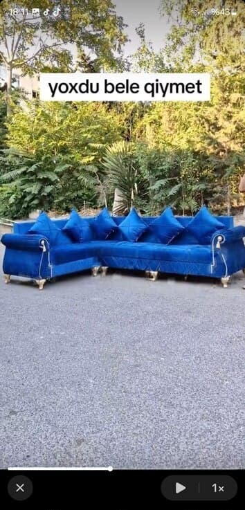 Künc divan, Qarışıq rəng
