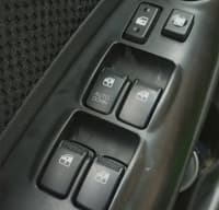Şüşə qaldıran düymə bloku Hyundai Tucson 2004-2010 — şəkil 5