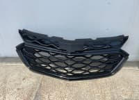 Radiator barmaqlığı Chevrolet Equinox — şəkil 2