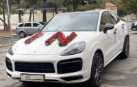 Uşaq üçün kirayə avtomobil Porsche Cayenne 2022 — şəkil 3