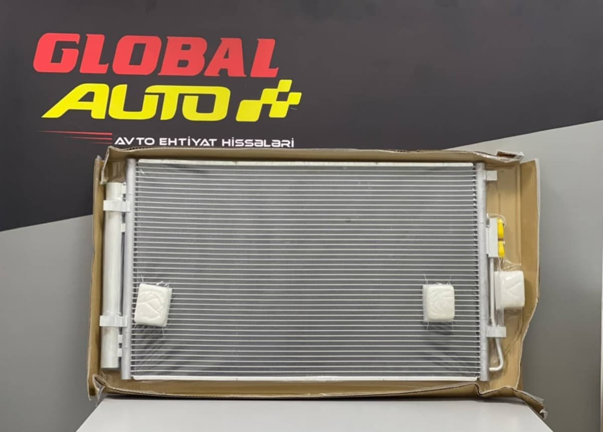 Kondisioner radiatoru Hyundai Santa Fe 2012-2018 2.4