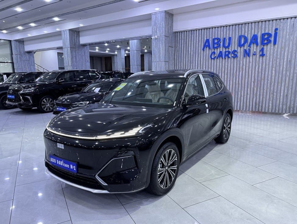 Geely Galaxy L7, 2025 il, 9000 km, 1500 L