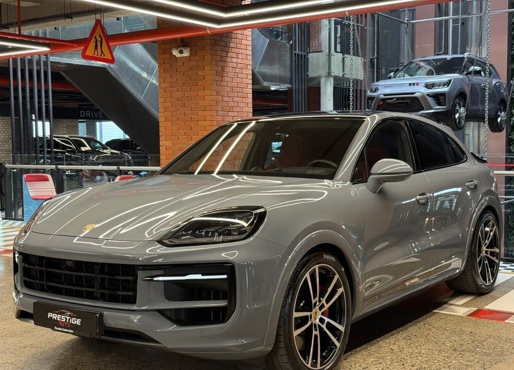 Porsche Cayenne GTS Coupe, 2025 il, 14000 km, 4000 L