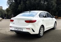 Avtomobil icarəsi Kia Rio 2022 — şəkil 3
