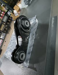 Mühərrik yastığı Toyota Prius 20 — şəkil 2