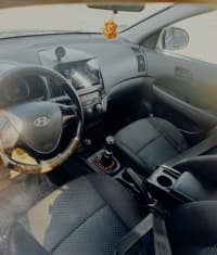 Hyundai i30, 2010 il, 368000 km, 1600 L — şəkil 6