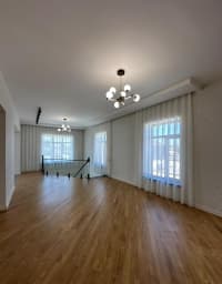 8 otaqlı bağ evi 350 m² satılır — şəkil 13
