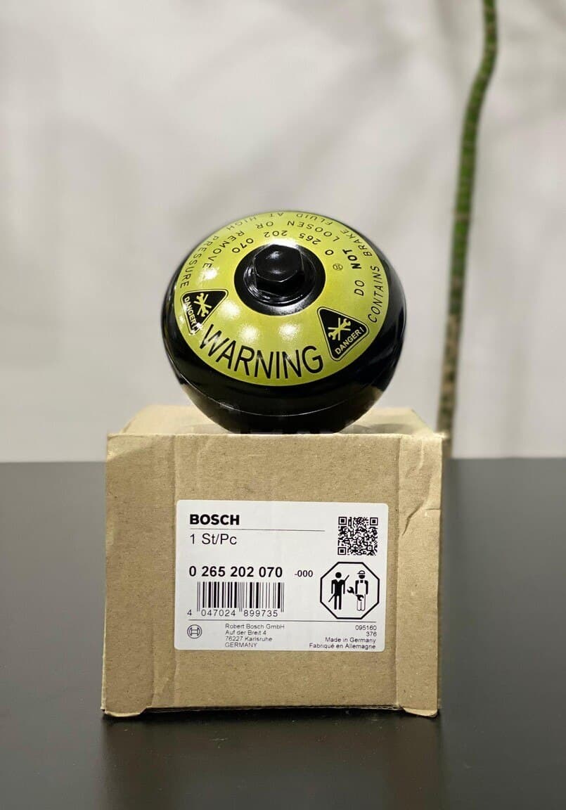 Hidravlik əyləc akkumulyatoru Bosch Mercedes W211