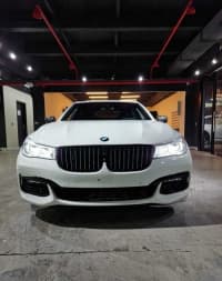 Avtomobil icarəsi BMW 7-ci seriya 2022 — şəkil 9