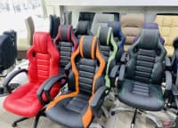 Qara rəng, Oyun kompüter kreslosu — şəkil 3