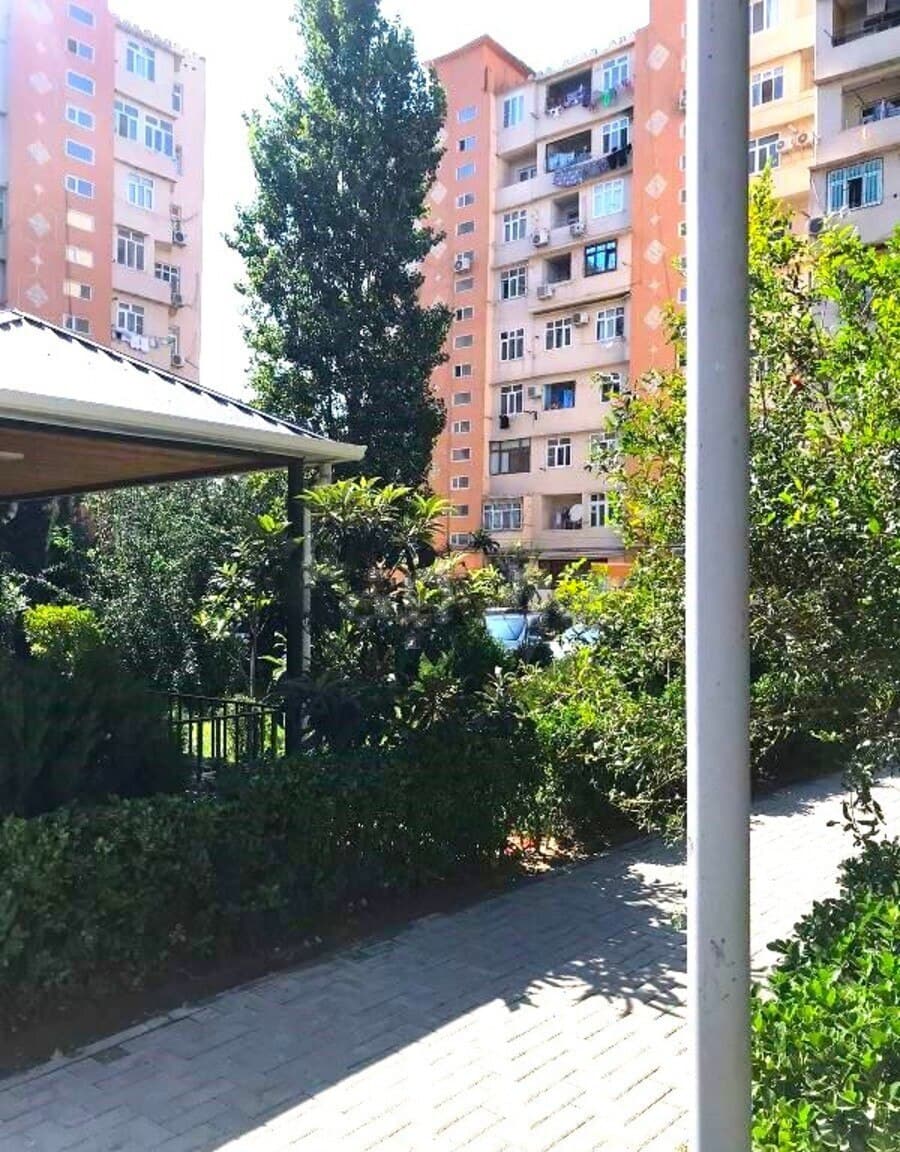 1 otaqlı mənzil 45 m² satılır