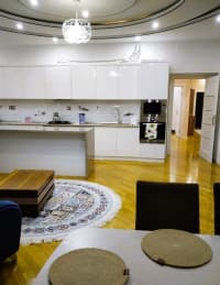 3 otaqlı mənzil 130 m² kirayə verilir — şəkil 4
