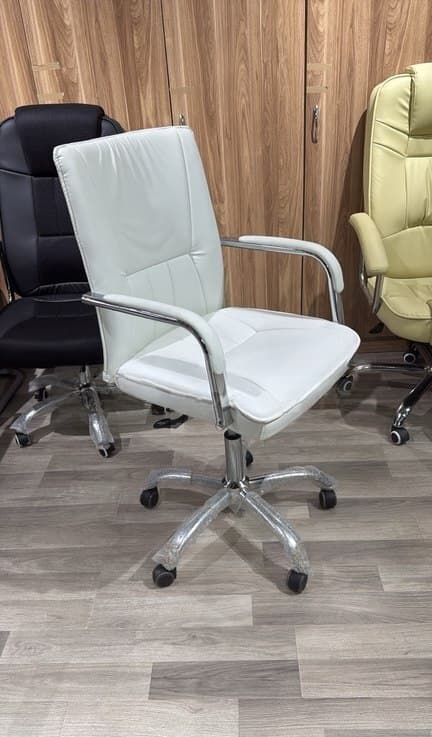 Qarışıq rəng, Ofis üçün kreslo