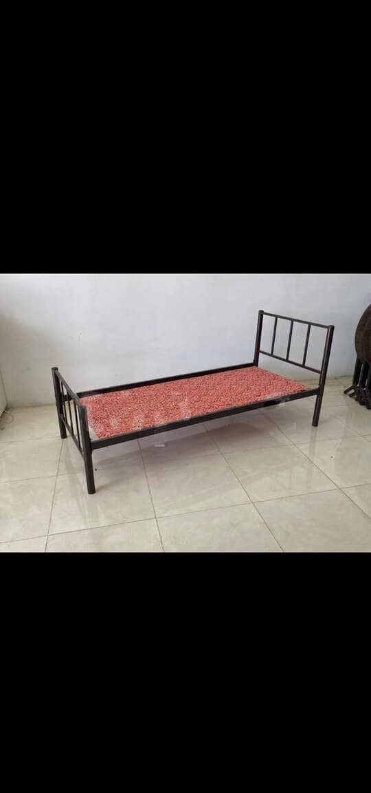 Metal çarpayı, Qarışıq rəng