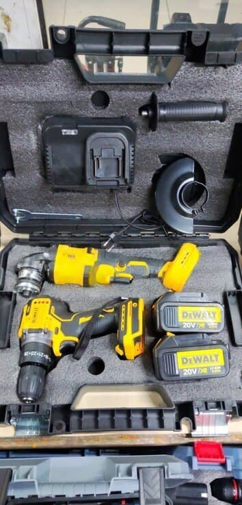 Akumulyatorlu drel DeWalt