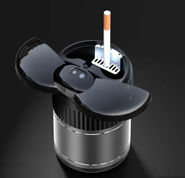 Avtomobil üçün sensorlu USB külqabı