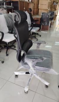 Qarışıq rəng, Ofis üçün kreslo — şəkil 2
