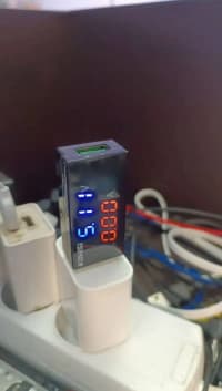 KWS-11VA USB Voltmeter/Ampermetr — şəkil 3