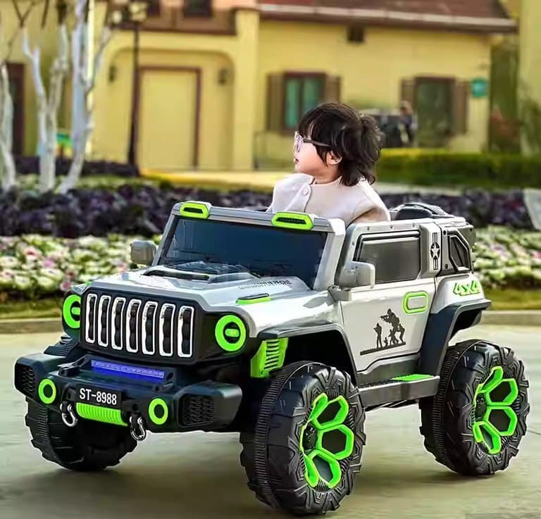 Uşaq avtomobili Hulk ST 8988