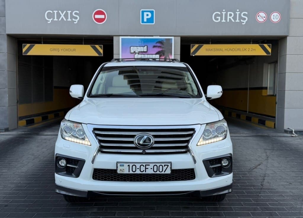 Lexus LX 570, 2014 il, 192000 km, 5700 L