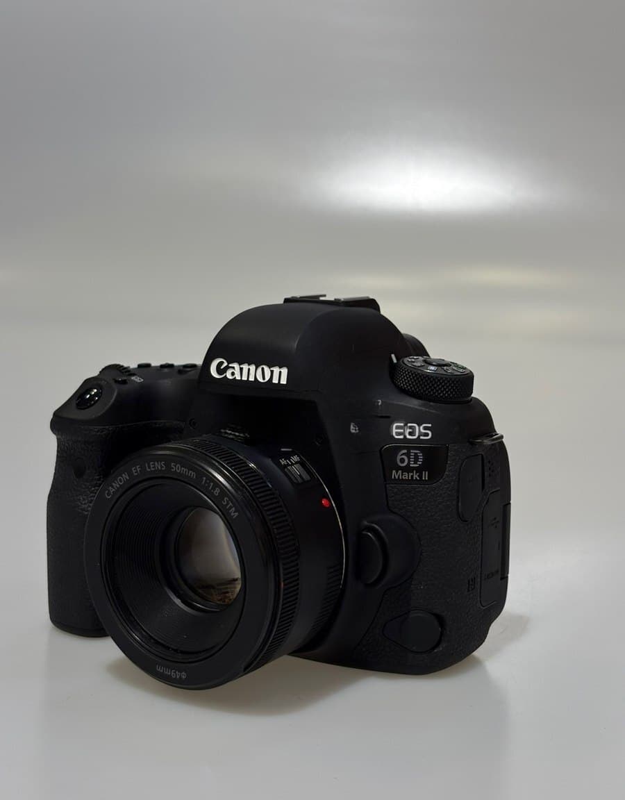 Fotoaparat Canon 6D Mark II + 50mm 1.8 STM
