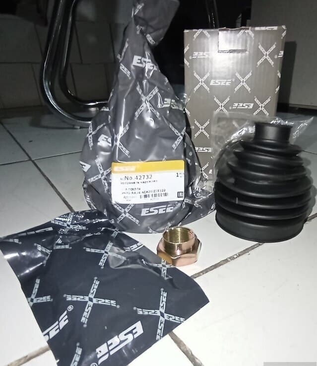 Oynaqlı birləşmə Toyota Prius 20