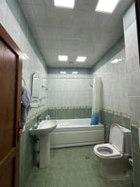 2 otaqlı mənzil 82 m² kirayə verilir — şəkil 2