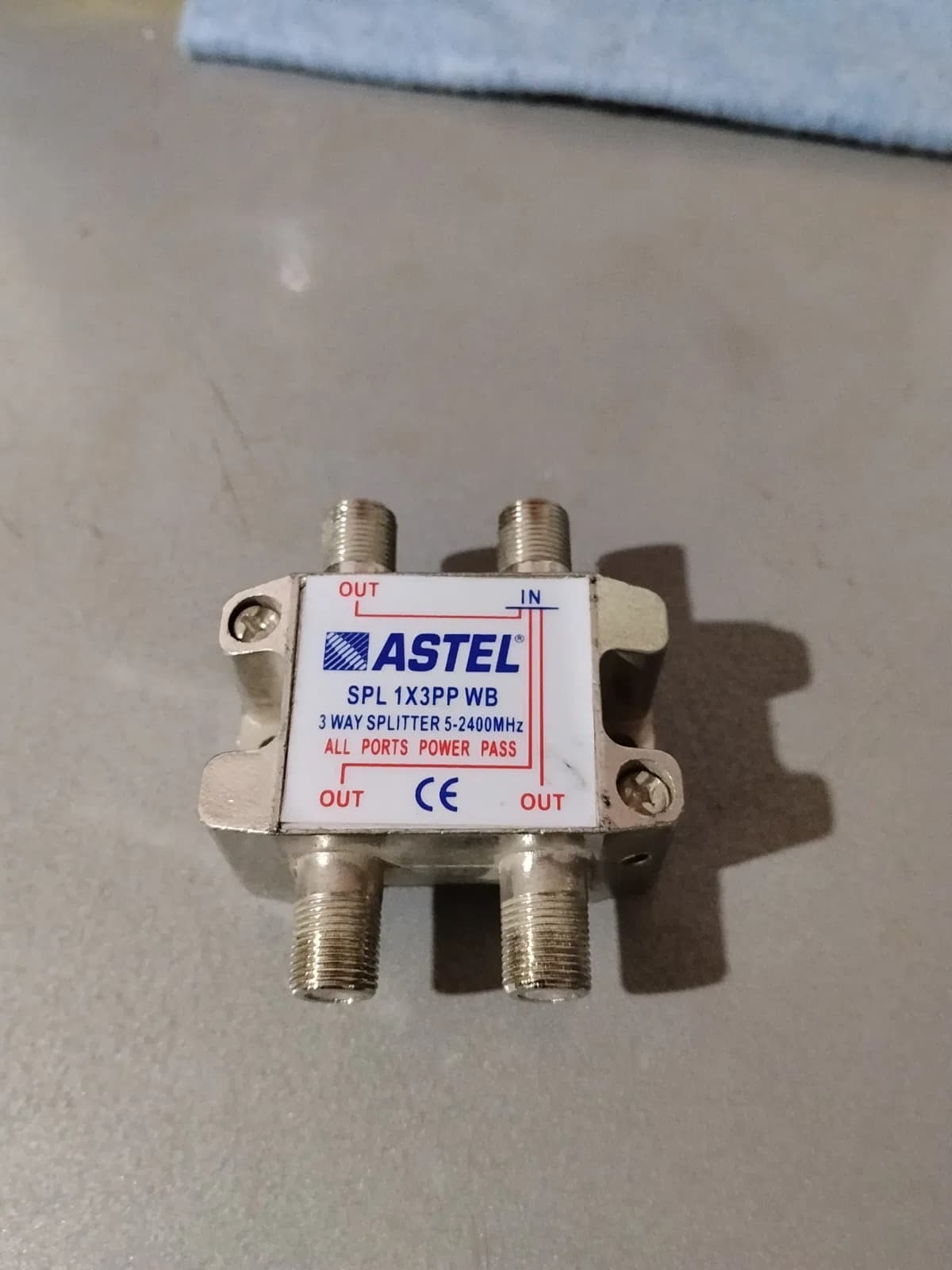 Astel 3 çıxışlı TV splitter