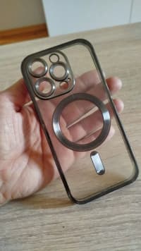 iPhone 14 Pro üçün müxtəlif çexollar — şəkil 5