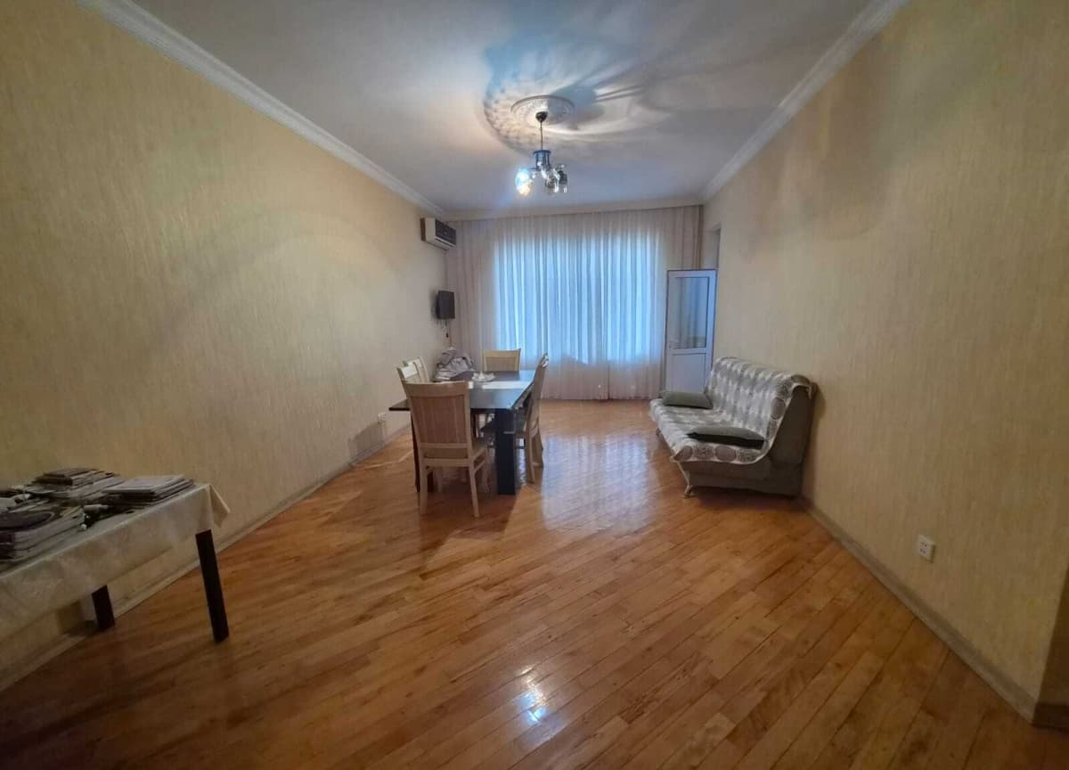 3 otaqlı mənzil 81 m² satılır