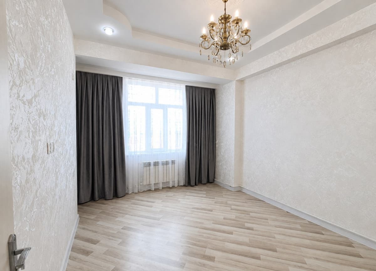 2 otaqlı mənzil 60 m² satılır