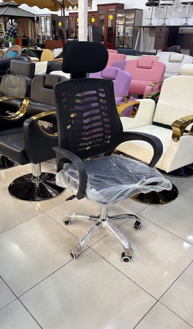 Qarışıq rəng, Ofis üçün kreslo