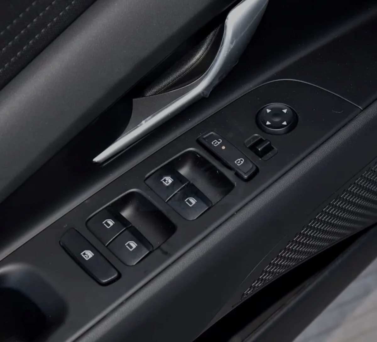 Şüşə qaldıran düymə bloku Hyundai Elantra, Creta, Grand, i10