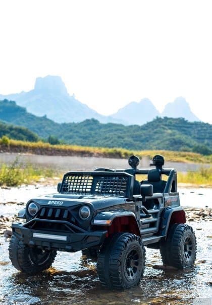 Uşaq elektromobili Jeep qara