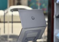 HP markalı notbuk, Gümüşü rəng — şəkil 4