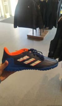 Butslar Adidas, Nike və Joma — şəkil 26