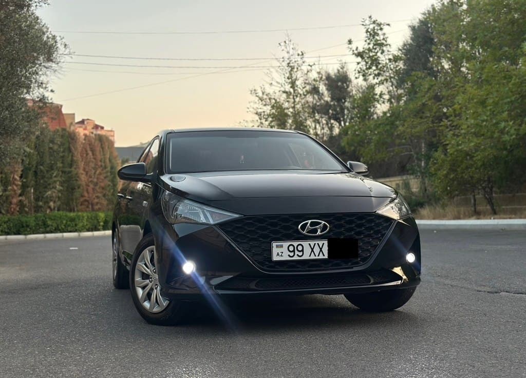 Hyundai Accent, 2021 il, 136000 km, 1600 L