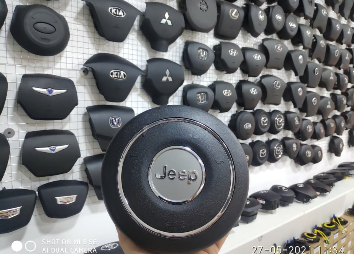 Airbag və airbag qapağı Jeep Wrangler