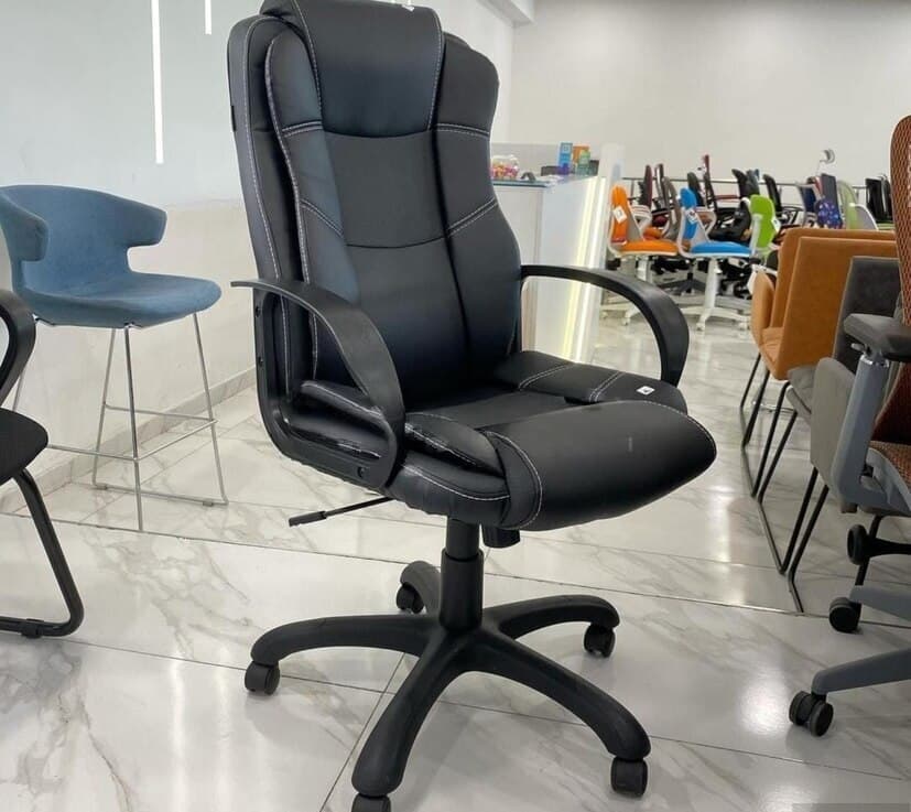 Qarışıq rəng, Ofis üçün kreslo