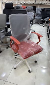 Qarışıq rəng, Ofis üçün kreslo — şəkil 1