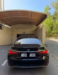 Lexus ES 300h, 2023 il, 31000 km, 2500 L — şəkil 3